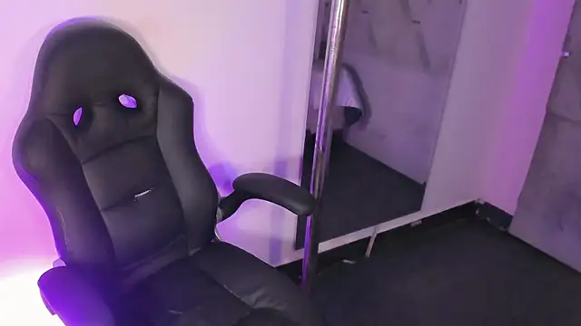 Daniiela_Ember Obrolan Langsung XXX