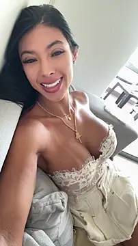 KalaBeckett_'s Live XXX Chat