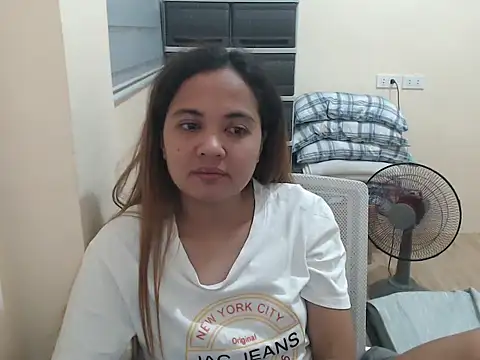 Онлайн чат XXX xTheLastVIRGINx