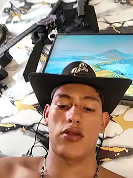 Hiroshi_Shen: онлайн-секс-чат