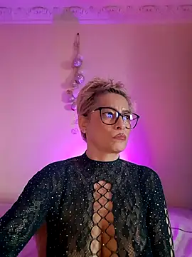 Chat +18 de LunaBlaise ao vivo