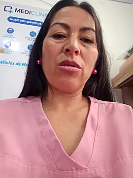 JustSamantha_ Show in webcam