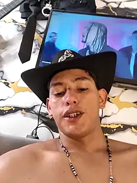 Hiroshi_Shen Adlı Modelin Web Kamerası Şovu