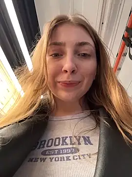 Sunny___Bunny Live XXX-chat