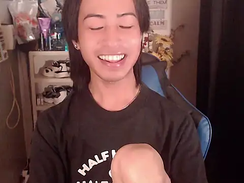 Pertunjukan Kamera Web Erin_23