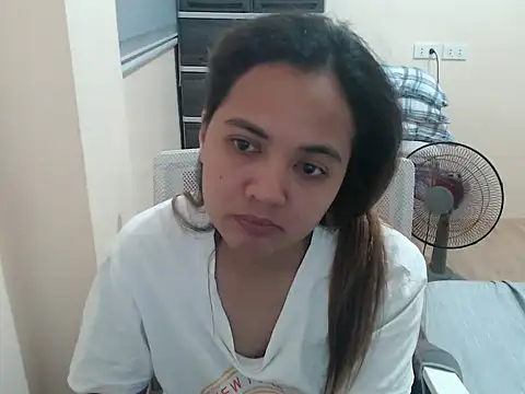 دردشة xTheLastVIRGINx الجنسية المباشرة