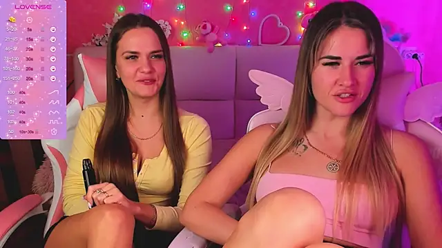 hotty_girls_here: διαδικτυακό σόου στην κάμερα