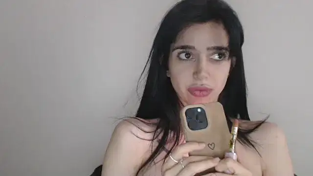 gglingeriee Chat XXX in diretta