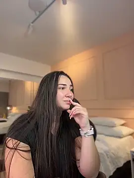 Pokazy przed kamerką – ava_blue