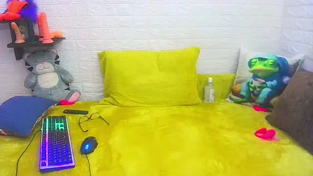 RedHousewife Live XXX-chat