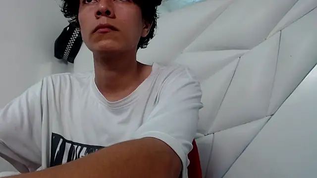 Shirowithebn Webbikameraesitys