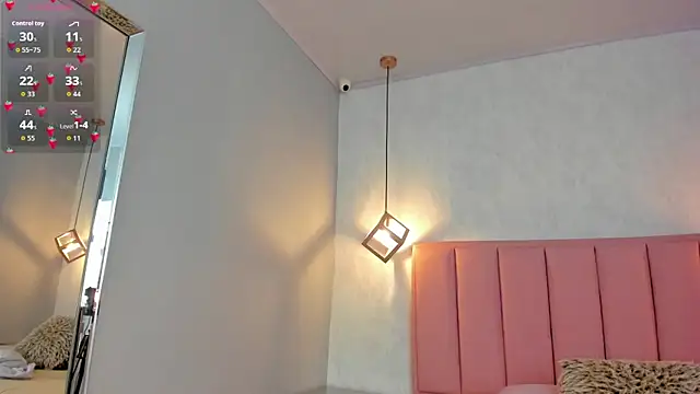 دردشة SUNNYCYRUS الجنسية المباشرة