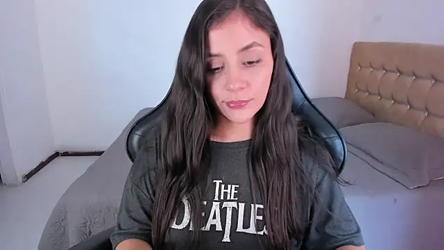 دردشة EmmaGrace1999 الجنسية المباشرة