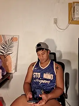 Živý XXX chat Felix_Asher