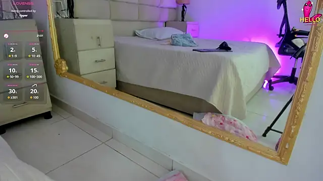 CarolineFyre Live XXX-Chat