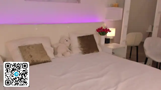 XXX chat uživo modela Anellyball