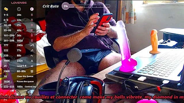 young_bear06 Adlı Modelin Web Kamerası Şovu