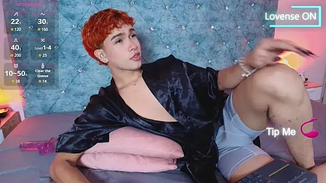 ryan_onFire: вебкам-шоу