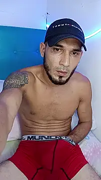 junior_men22 Adlı Modelin Canlı XXX Sohbeti