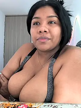 paola091 网络视讯表演