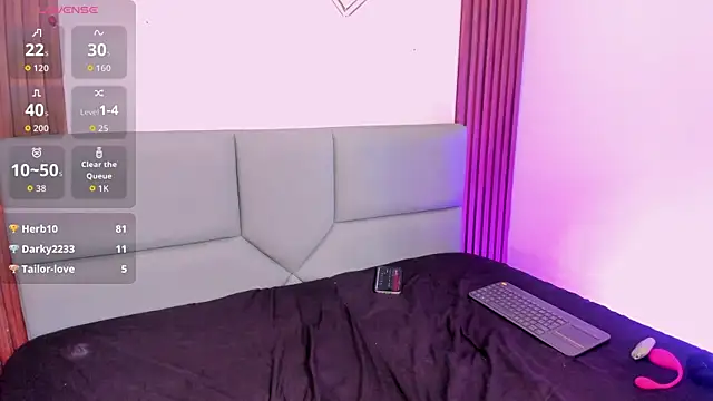 Skarlet_Ruiz_ Show in webcam