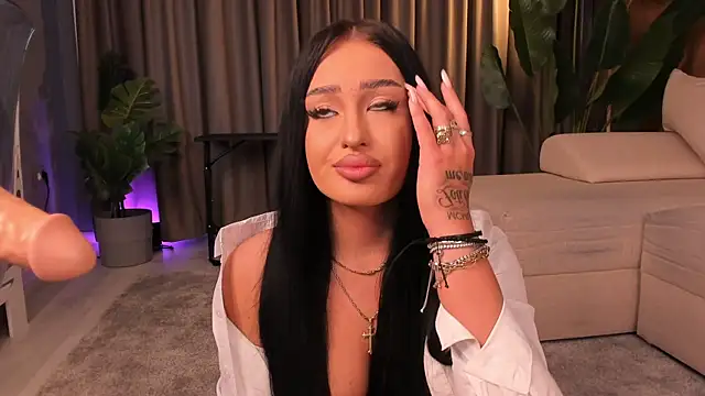 EmeraldKat's Live XXX Chat