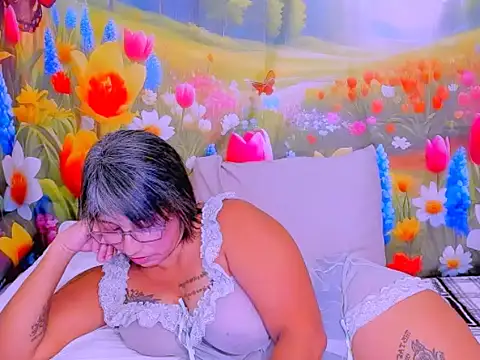 Chat XXX en directo de indianroxy