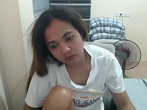 xTheLastVIRGINxのライブXXXチャット