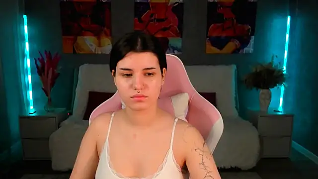 Chat +18 de AnoraDark ao vivo