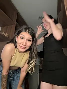 RussianGirls_ élő XXX-chatje