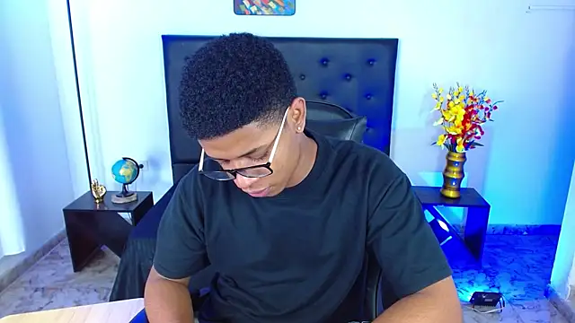 liiam3 现场XXX聊天