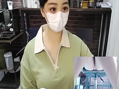 Latte-01's Live XXX Chat