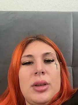 devilinhereyes' Live XXX Chat