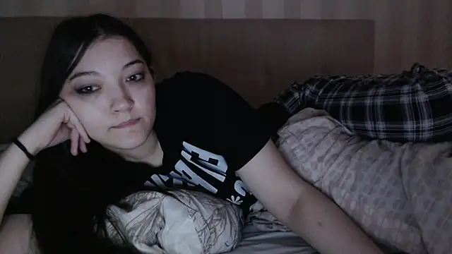 Chat +18 de AlisaDevis ao vivo