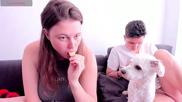 Chat +18 de Tenderly_Couple ao vivo