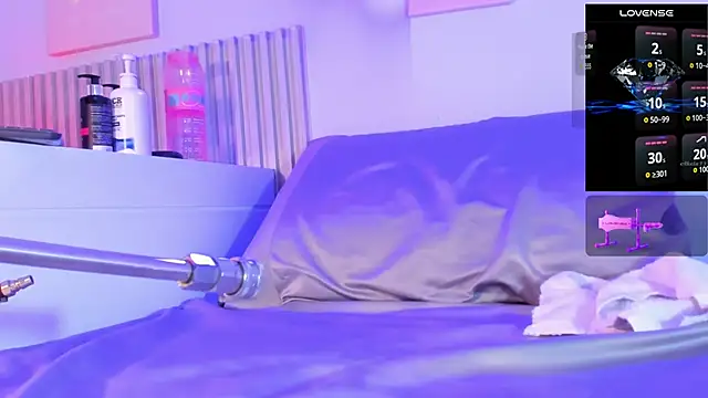 Chat +18 de ori_whore ao vivo