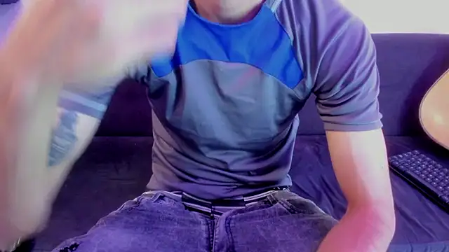 Henrikk_senn Show Webcam