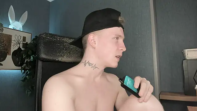 AlexxSweet: онлайн-секс-чат