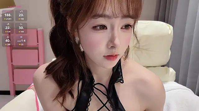 -ov-er- Live XXX-Chat