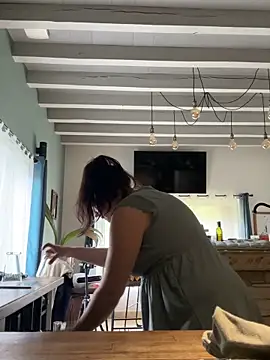 Nana-et-Toto 现场XXX聊天