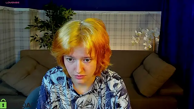 Star_Bee Chat XXX in diretta