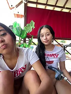 Webkamerová show l0lita_emi