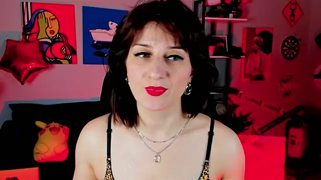 EmmaWheelers' Live XXX Chat