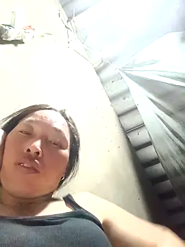 عرض كام NIANIAKUTE