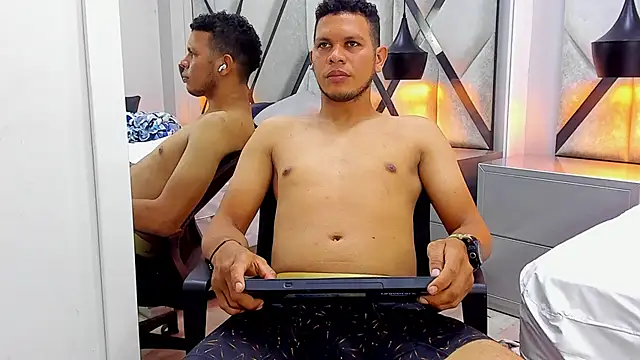 Chat XXX Live NohaBrooks