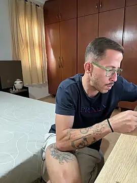 แชท XXX สดของ Lucasjandre