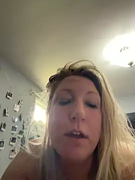 sweetkacibaby Adlı Modelin Canlı XXX Sohbeti