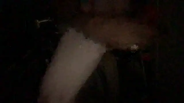 TomTeazy: διαδικτυακό σόου στην κάμερα