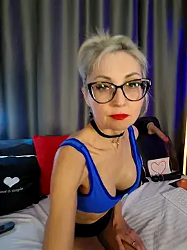 Milforja 现场XXX聊天