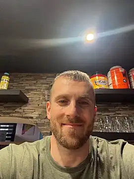 trainwithme 即時 XXX 聊天